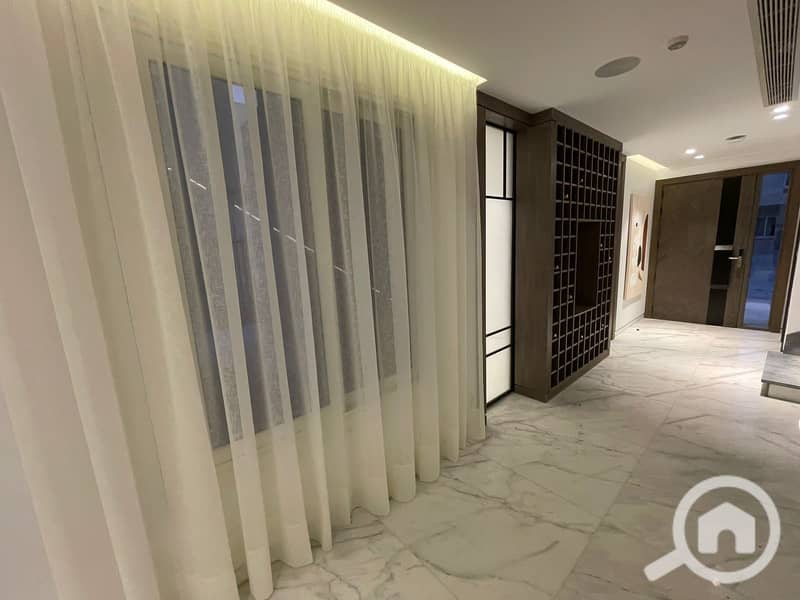 4 a6919baf-873b-4486-b052-99d809f84596. jpg