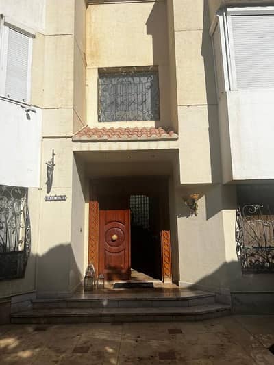 4 Bedroom Villa for Sale in New Cairo, Cairo - Standalone luxurious villa in Rehab City