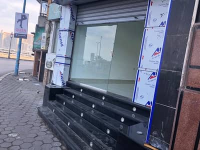 محلات تجارية  للايجار في جليم، الإسكندرية - علي البحر مباشرة جليم بالإسكندرية محل للإيجار ٦٥ متر