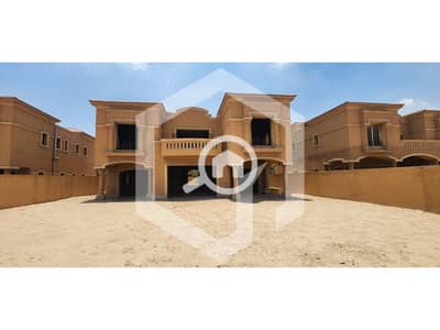 فیلا 6 غرف نوم للبيع في الشيخ زايد، الجيزة - Royal Meadows 1. jpg