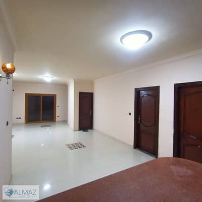 شقة 5 غرف نوم للايجار في القاهرة الجديدة، القاهرة - IMG-20250610-WA0480. jpg