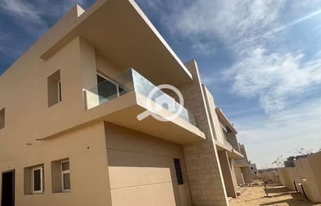 6 Bedroom Townhouse for Sale in 6th of October, Giza - Screenshot 2025-01-20 131600_1400x900. jpg