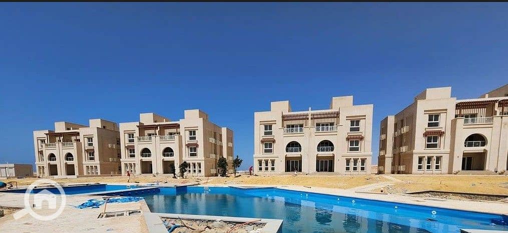 11 شالية للبيع في جايا الساحل الشمالي. jpg