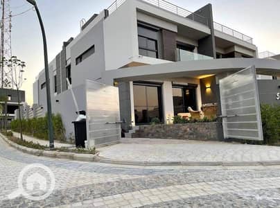 4 Bedroom Twin House for Sale in Sheikh Zayed, Giza - WhatsApp Image 2024-11-18 at 12.41. 57 PM (2). jpeg