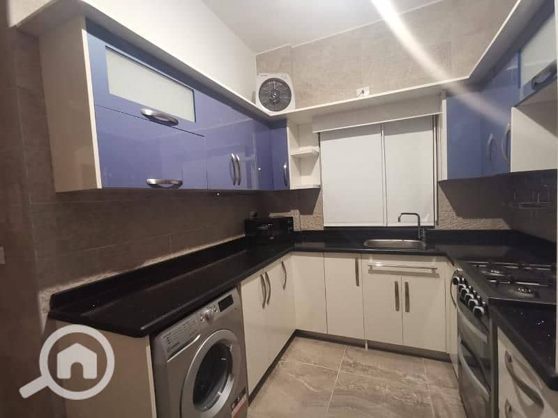 8 04ca563f-7065-422e-9548-ea44b56882f7-0c438fb3-de2b-4531-82e1-08b8f72591a3. png