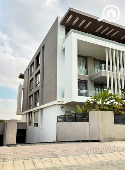 3 Bedroom Flat for Sale in 6th of October, Giza - 478458248_1686658325566828_5130021232217941549_n. jpg