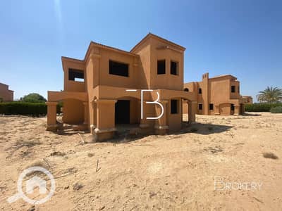 3 Bedroom Villa for Sale in 6th of October, Giza - 8b45df5d-8b12-4d62-8157-76c8c6eabadc. jpg