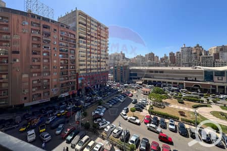 فلیٹ 4 غرف نوم للايجار في سموحة، الإسكندرية - 1. jpg