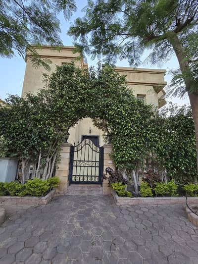 4 Bedroom Villa for Rent in New Cairo, Cairo - Independent villa D1 in Al-Rehab for rent without furniture