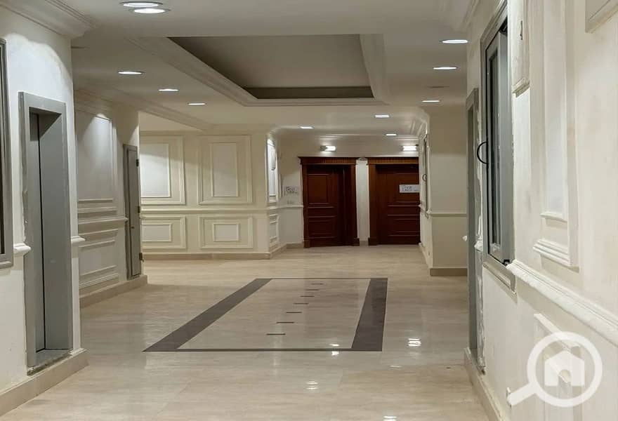 2 7240534-42b59o. jpeg