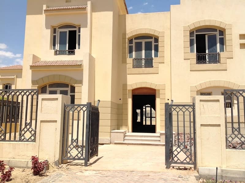 Villa For Sale in Gardenia Park 2 Excellent Location Villa For Sale in Gardenia Park 2 Excellent Location