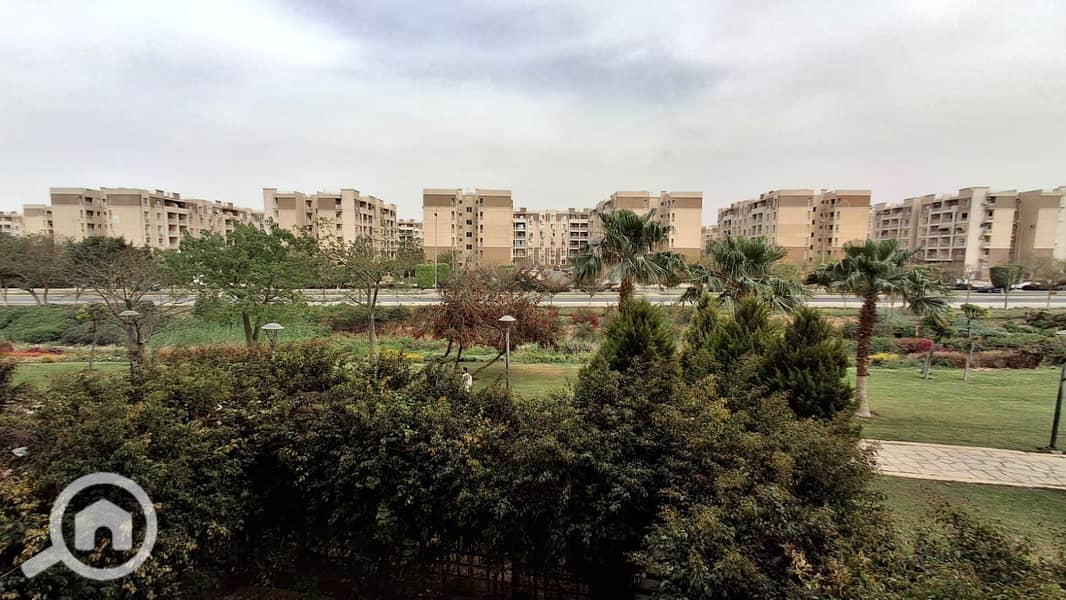2 959aadfe-aeba-4cdf-9a51-88a5a5abd38d. jpg