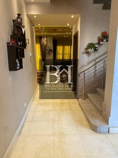 5 Bedroom Villa for Sale in 6th of October, Giza - IMG-20250528-WA0195. jpg