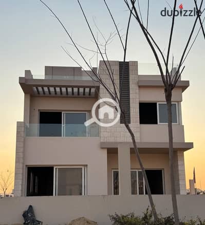 5 Bedroom Villa for Sale in 6th of October, Giza - WhatsApp Image 2025-01-16 at 11.57. 31 AM. jpeg