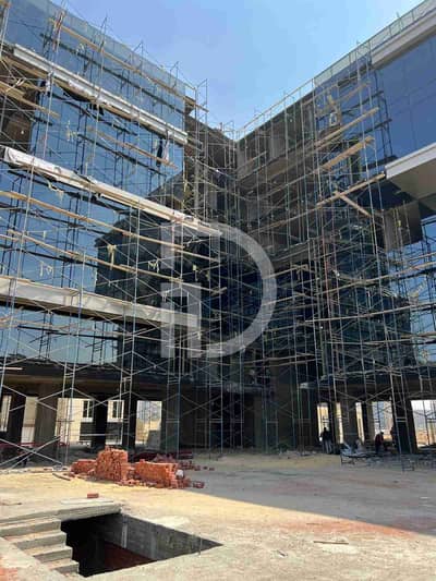 مکتب  للبيع في القاهرة الجديدة، القاهرة - 1000423956. jpg