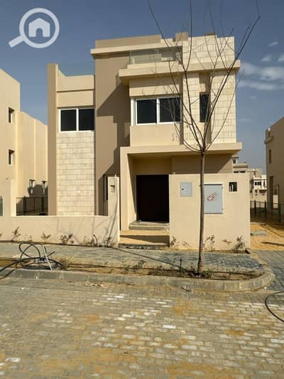 4 Bedroom Townhouse for Sale in 6th of October, Giza - ebe3549e-c637-4741-ba6c-d348ae03c5db. jpg