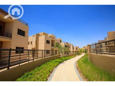 توين هاوس 4 غرف نوم للايجار في الشيخ زايد، الجيزة - 07b97a18-75a3-417f-85b9-a73a523e6952. jfif. jpg