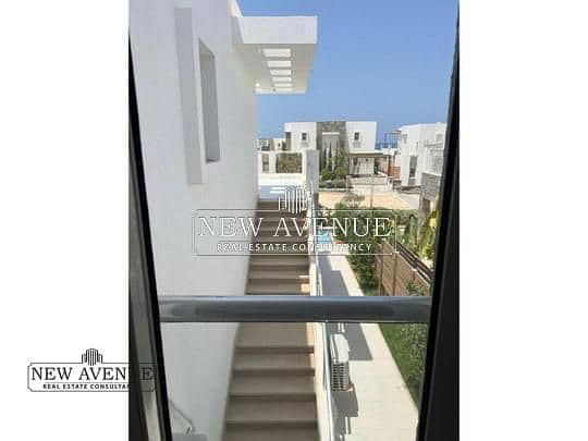 8 c76d3bc7-16ed-4b09-a2bb-eb3a0dc76705. png