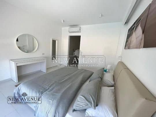 13 837d7adf-0e7f-4a3f-9ae8-ce17e7138e52. png