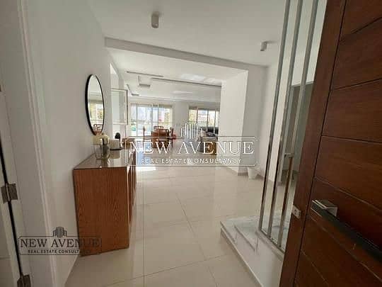 15 884c162d-fb39-4e0d-b90e-6a309c3fb2c0. png