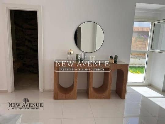 16 b2272e03-f26f-495a-a38f-213df9a17a2b. png