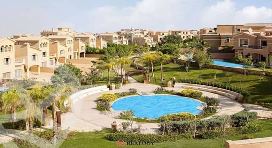 فیلا 6 غرف نوم للبيع في القاهرة الجديدة، القاهرة - فرصة للسفر فيلا فاخرة في كمبوند القطامية هيلز- بجوار الليك فيو