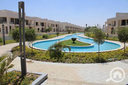 تاون هاوس 4 غرف نوم للبيع في الشيخ زايد، الجيزة - 0ea798d5-1d6b-4a2b-a795-c87ab3ea564b (1). jpg