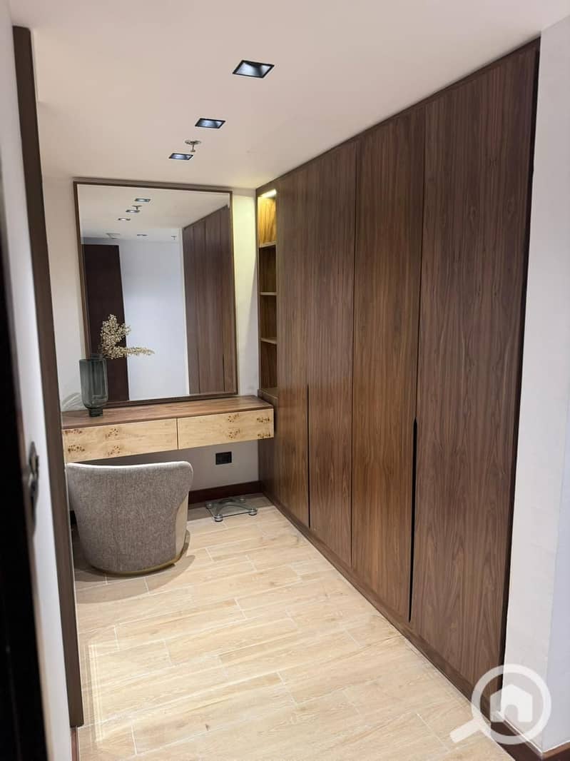 12 24435beb-1c99-4cec-a533-261d8e65923d. jpg