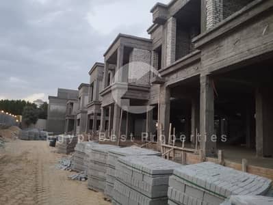 تاون هاوس 4 غرف نوم للبيع في 6 أكتوبر، الجيزة - 5b00d47c-d5e5-4406-9918-583767aebb08. jpg