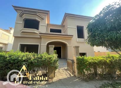 6 Bedroom Villa for Sale in New Cairo, Cairo - WhatsApp Image 2025-06-14 at 8.00. 54 PM. jpeg