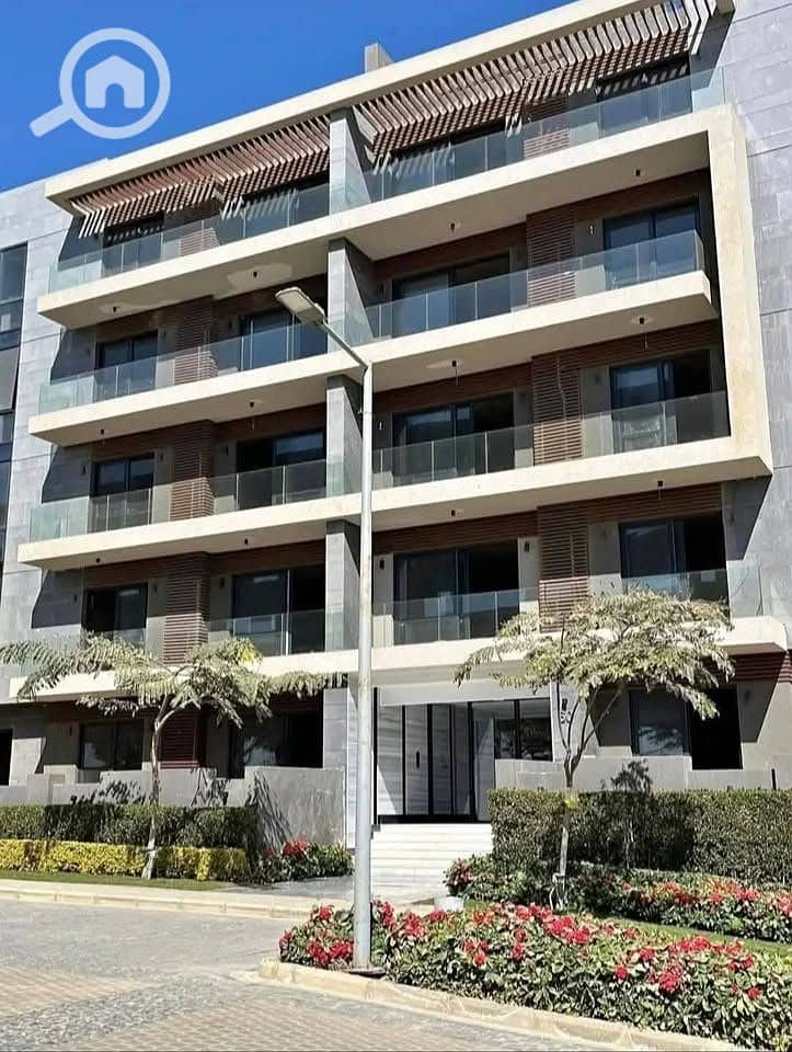 2 lavista patio oro compound. jpg