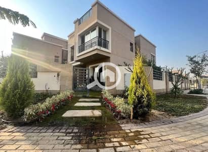 4 Bedroom Villa for Sale in Mostakbal City, Cairo - 494601566_122234196326087826_6275635724546367455_n. jpg