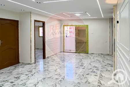 فلیٹ 3 غرف نوم للبيع في ميامي، الإسكندرية - 1. jpg
