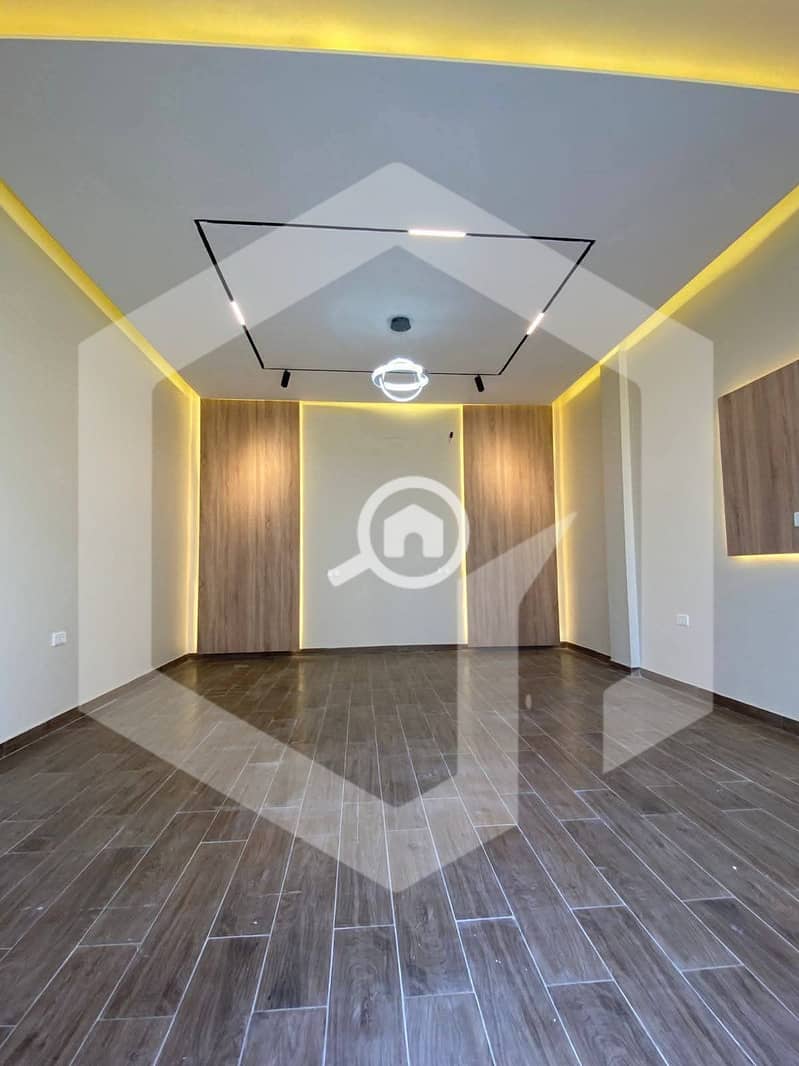 2 Zayed Regency 2. jpg