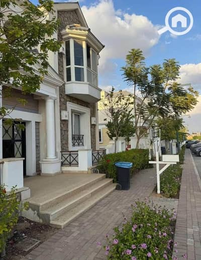 4 Bedroom Villa for Sale in 6th of October, Giza - 467146224_533095896273258_7503443527434132122_n. jpg