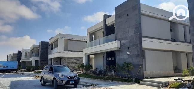 6 Bedroom Villa for Sale in Sheikh Zayed, Giza - WhatsApp Image 2025-05-10 at 2.59. 09 PM. jpeg