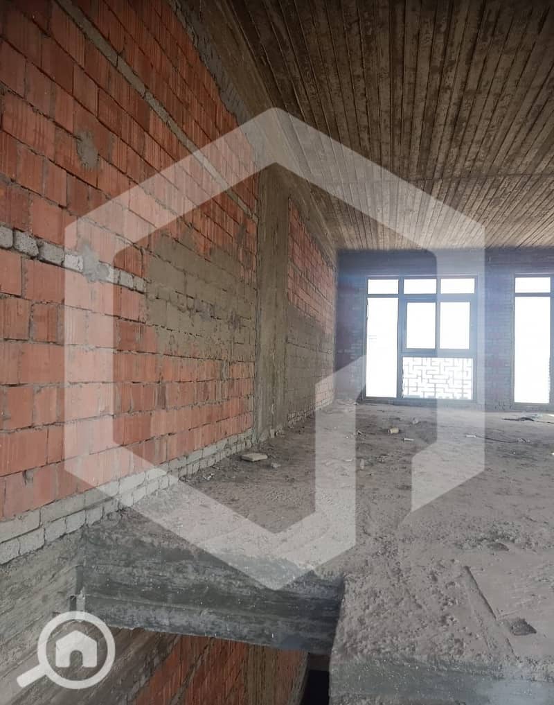 2 The Courtyard 2. jpg