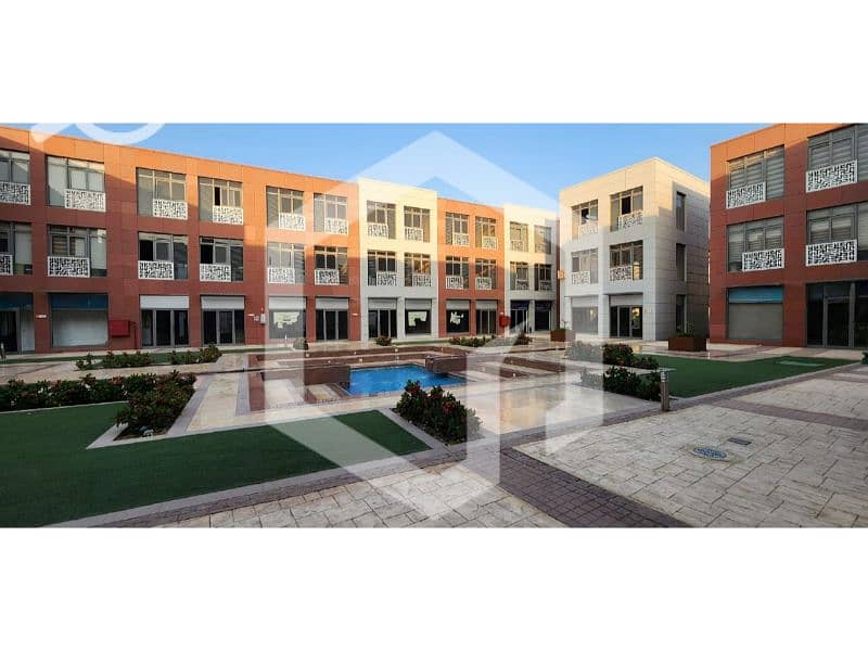 11 The Courtyard Dorra 4. jpg