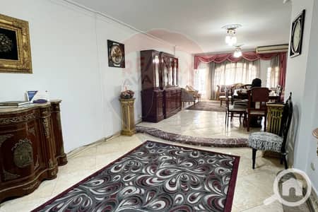 3 Bedroom Flat for Sale in Gianaclis, Alexandria - 1. jpg