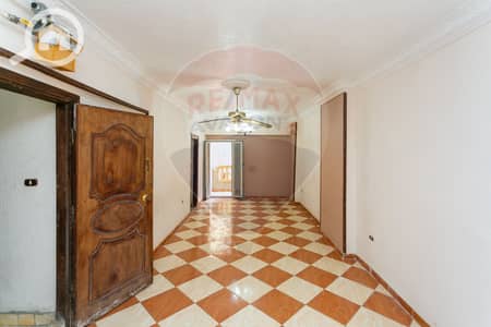 3 Bedroom Flat for Sale in Miami, Alexandria - 1. jpg