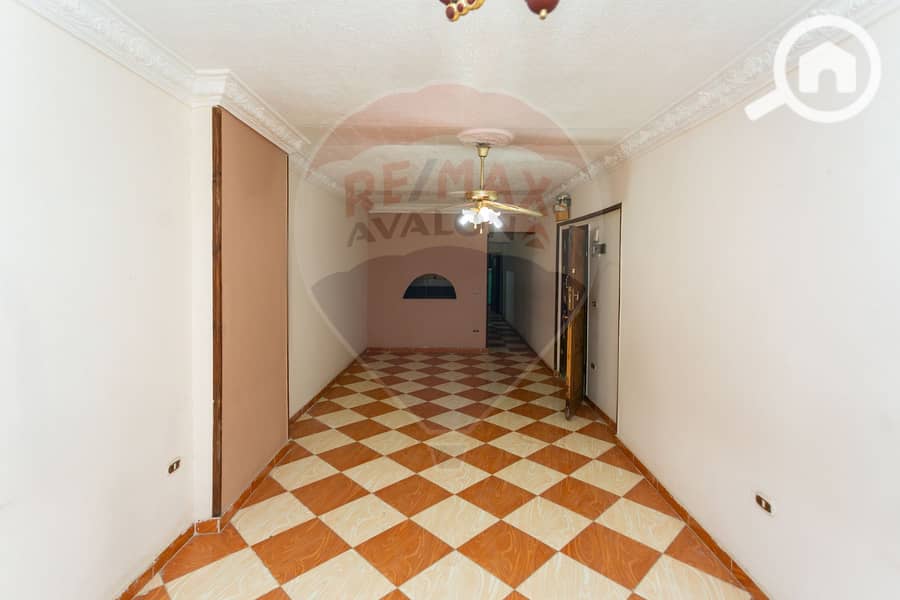 2 2. jpg
