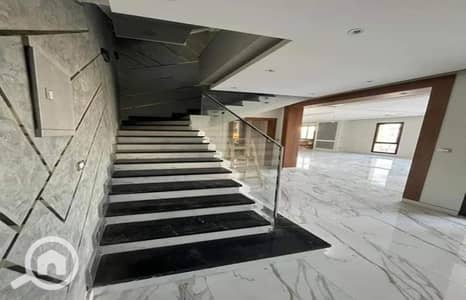 4 Bedroom Townhouse for Sale in Sheikh Zayed, Giza - 462193734_520331010776856_6232924308659155771_n. jpg