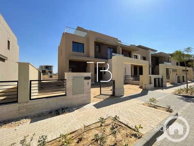 3 Bedroom Townhouse for Sale in Sheikh Zayed, Giza - 9d073dbc-526d-456c-b925-2e69fd9b7699. jpg
