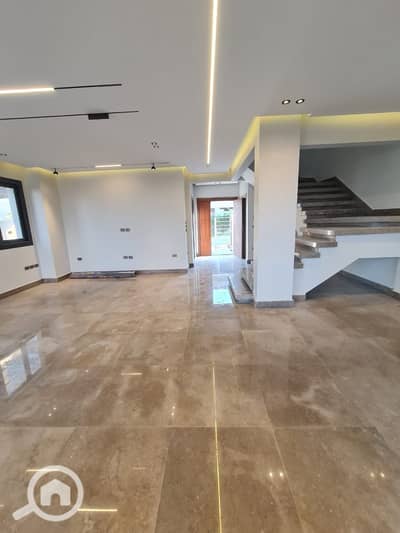 3 Bedroom Twin House for Rent in Sheikh Zayed, Giza - WhatsApp Image 2025-06-18 at 1.57. 48 PM. jpeg
