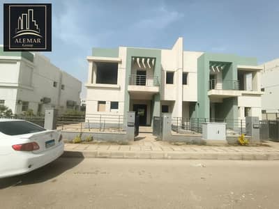 فیلا 3 غرف نوم للبيع في مدينتي، القاهرة - 20572c78-56d9-4803-b24b-7719629563d5. jpg