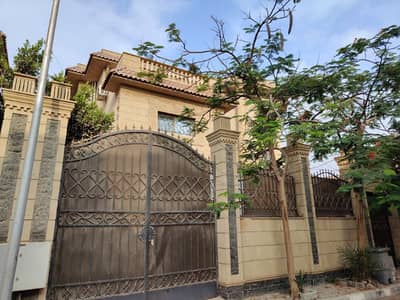 5 Bedroom Villa for Rent in Sheikh Zayed, Giza - فيلا للإيجار بالشيخ زايد