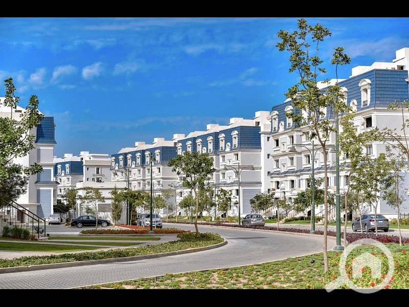 9 Life in Mountain View Hyde Park compound. jpg