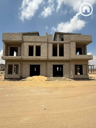 6 Bedroom Villa for Sale in 6th of October, Giza - WhatsApp Image 2025-05-15 at 12.38. 11. jpeg