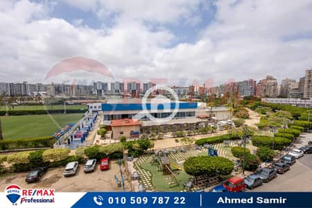 فلیٹ 4 غرف نوم للبيع في سموحة، الإسكندرية - 1. jpg