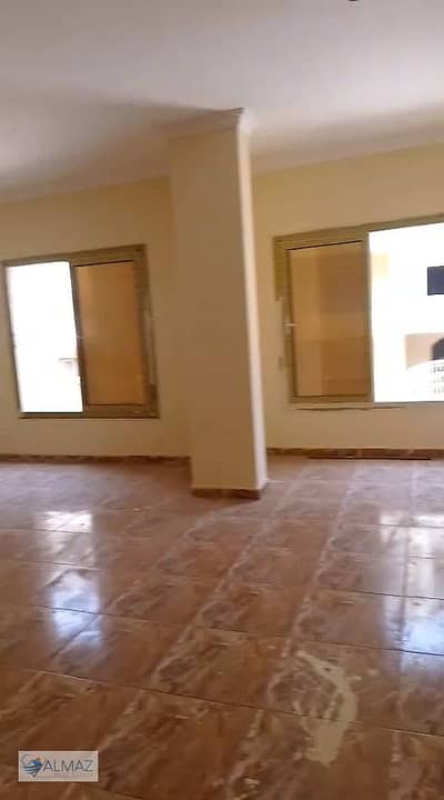 مجمع تجاري  للايجار في القاهرة الجديدة، القاهرة - IMG-20250619-WA0292. jpg